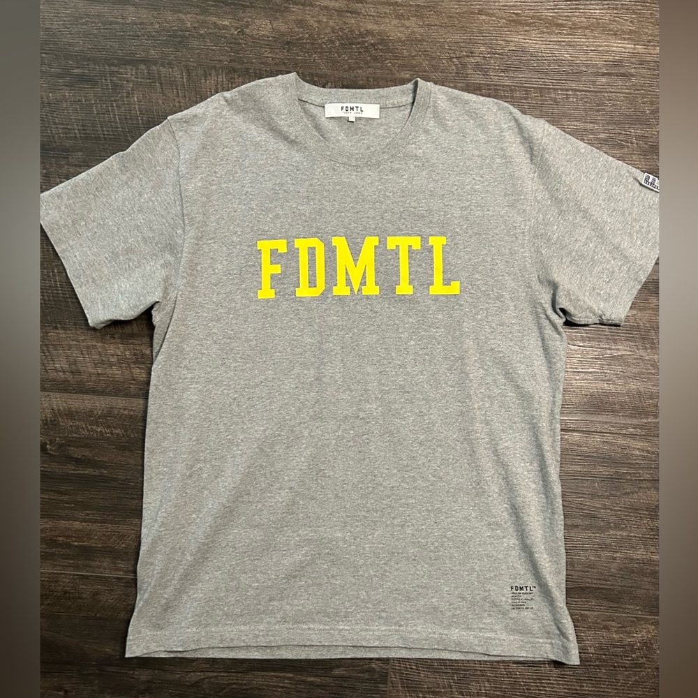 Men’s Medium 100% Cotton FDMTL Gray and Yellow T Shirt Tokyo